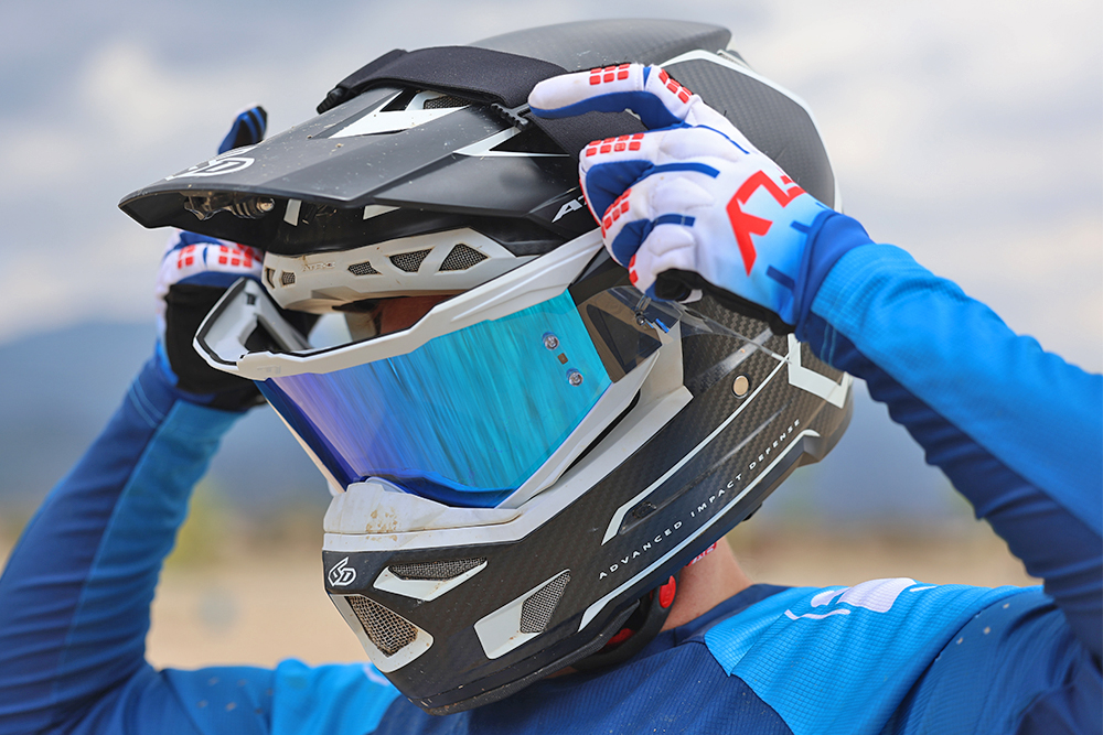 6d-helmets-new-max-goggle-review-cycle-news